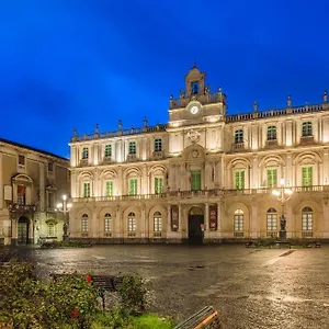 sottinsu-appartamenti.taorminaitalyhotels.com/