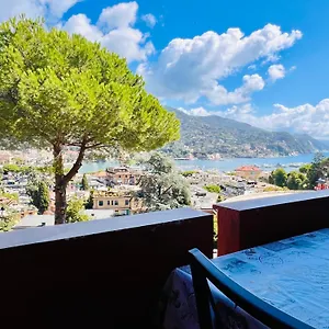 la-loggia-sul-mare.hotelitalianriviera.com/